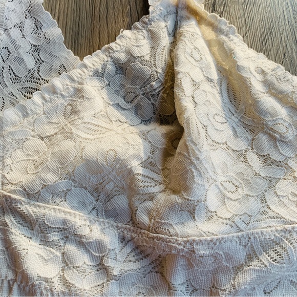 Free People Intimately Ivory Galloon Lace Racerback Bralette | Large - Picture 4 of 7